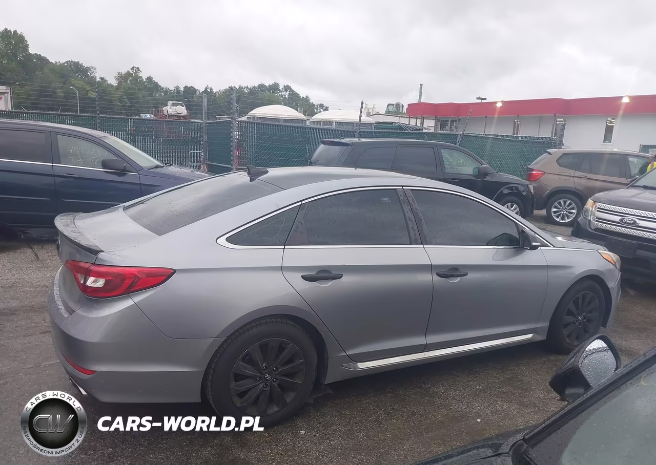2016 Hyundai Sonata Sport VIN:5NPE34AF1GH312073 - 13