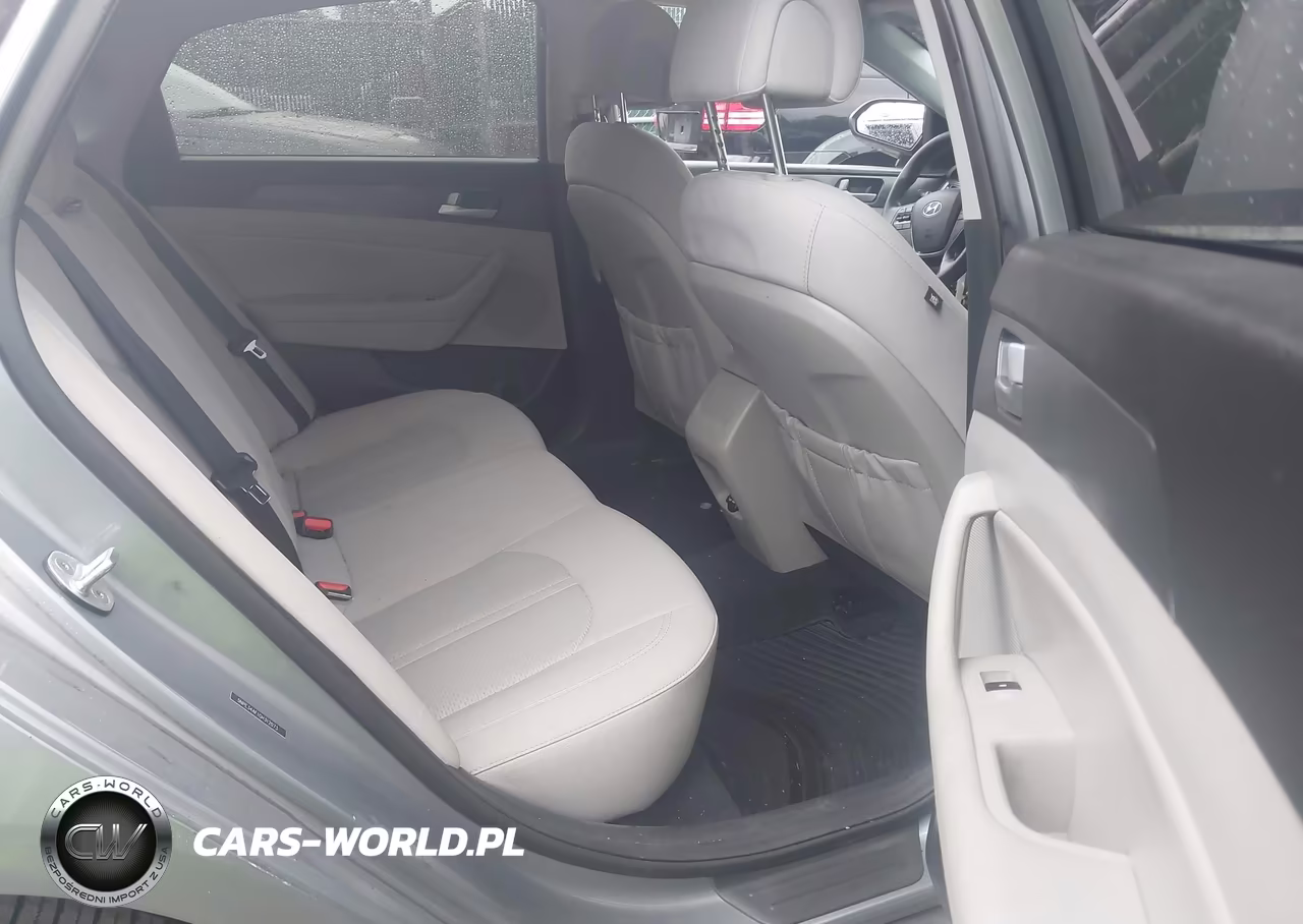 2016 Hyundai Sonata Sport VIN:5NPE34AF1GH312073 - 8