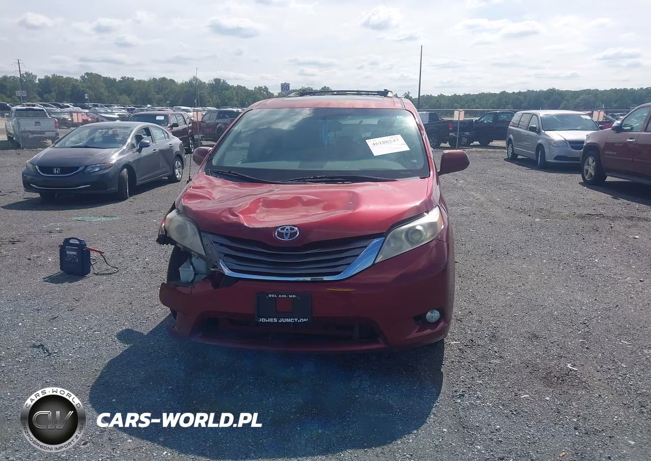 2013 Toyota Sienna Xle V6 8 Passenger VIN:5TDYK3DC5DS361729 - 12