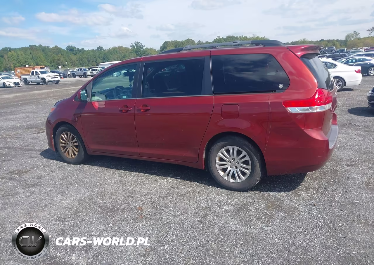 2013 Toyota Sienna Xle V6 8 Passenger VIN:5TDYK3DC5DS361729 - 14