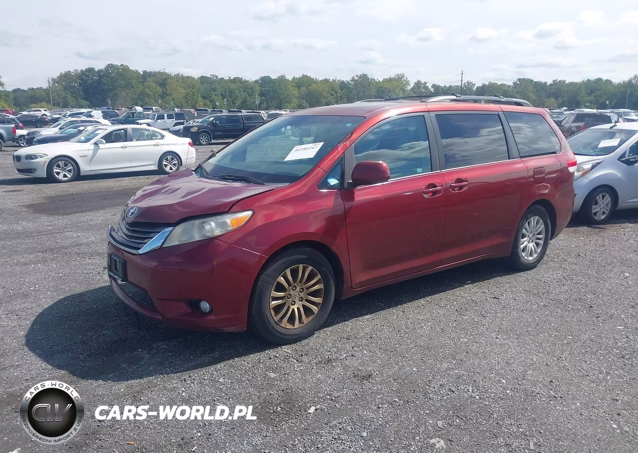2013 Toyota Sienna Xle V6 8 Passenger VIN:5TDYK3DC5DS361729 - 2