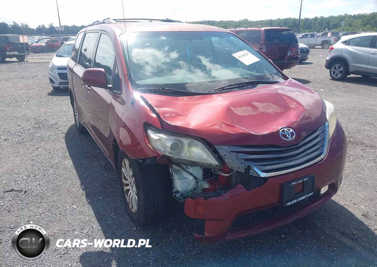 2013 Toyota Sienna Xle V6 8 Passenger VIN:5TDYK3DC5DS361729 - 6