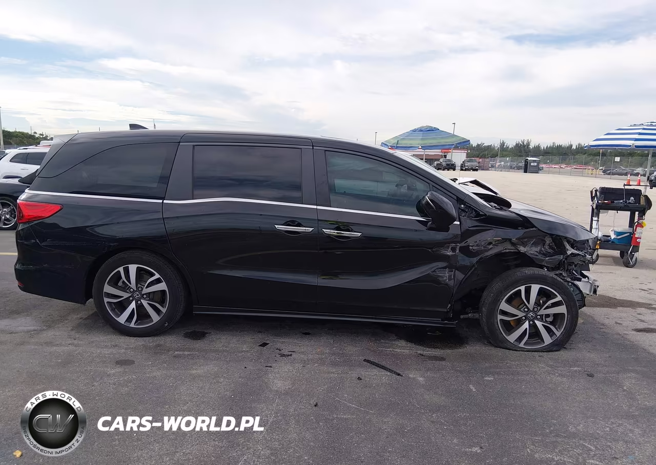 2024 Honda Odyssey Touring VIN:5FNRL6H86RB033272 - 13