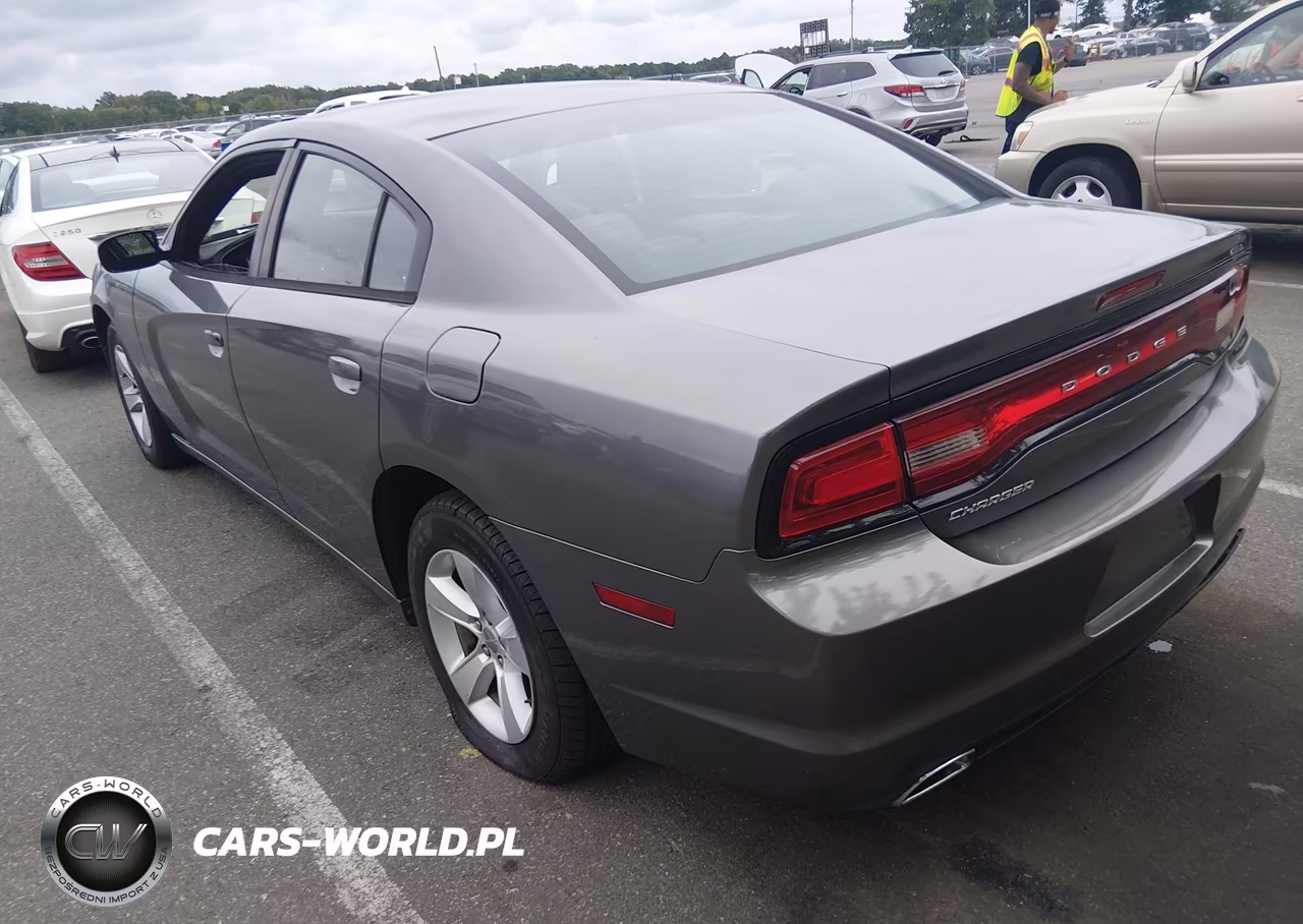 2011 Dodge Charger VIN:2B3CL3CG3BH608271 - 3