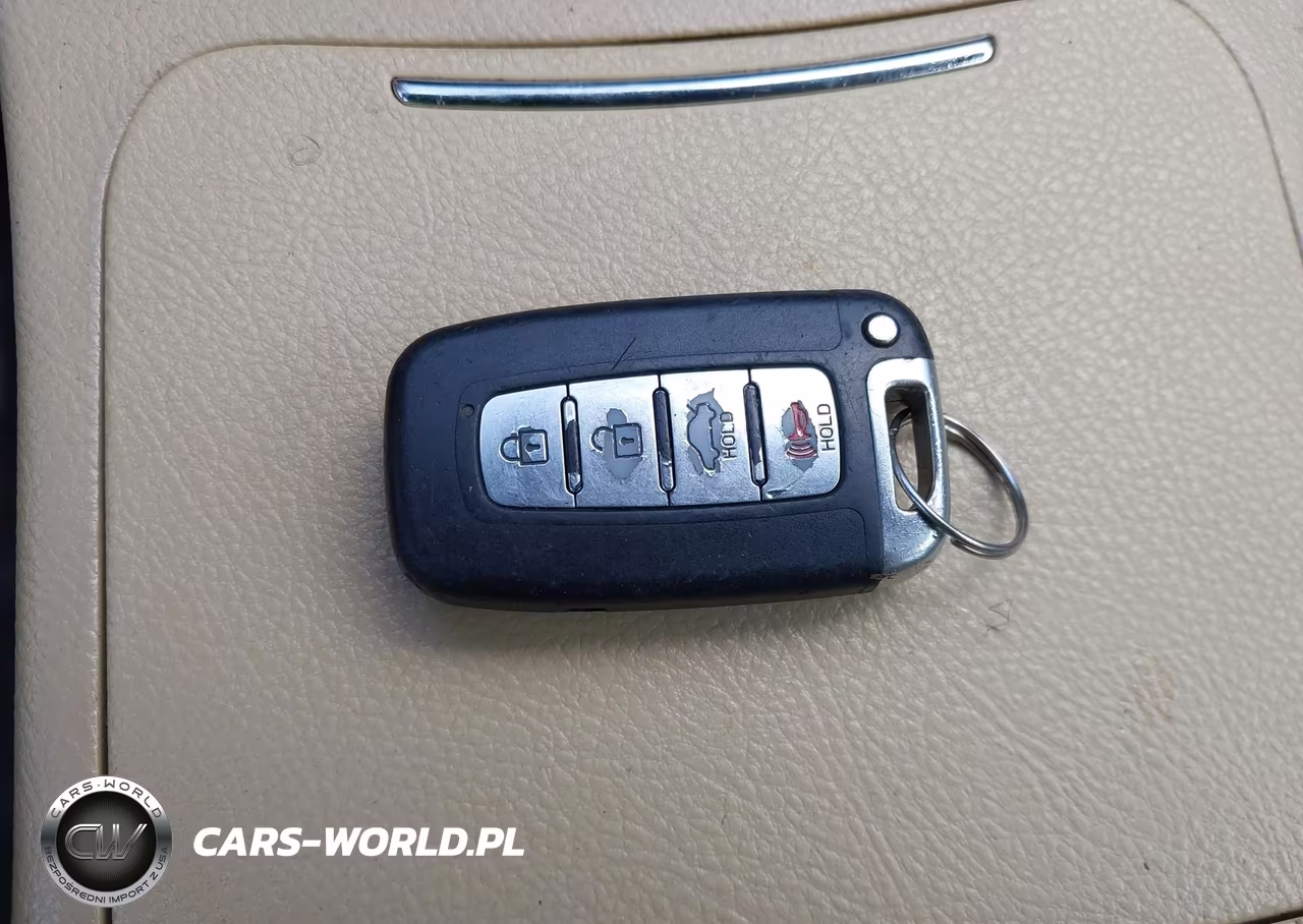 2010 Hyundai Genesis 4.6 VIN:KMHGC4DF7AU100663 - 11
