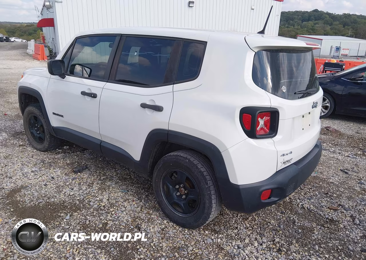 2016 Jeep Renegade Sport VIN:ZACCJBAW6GPE18415 - 3