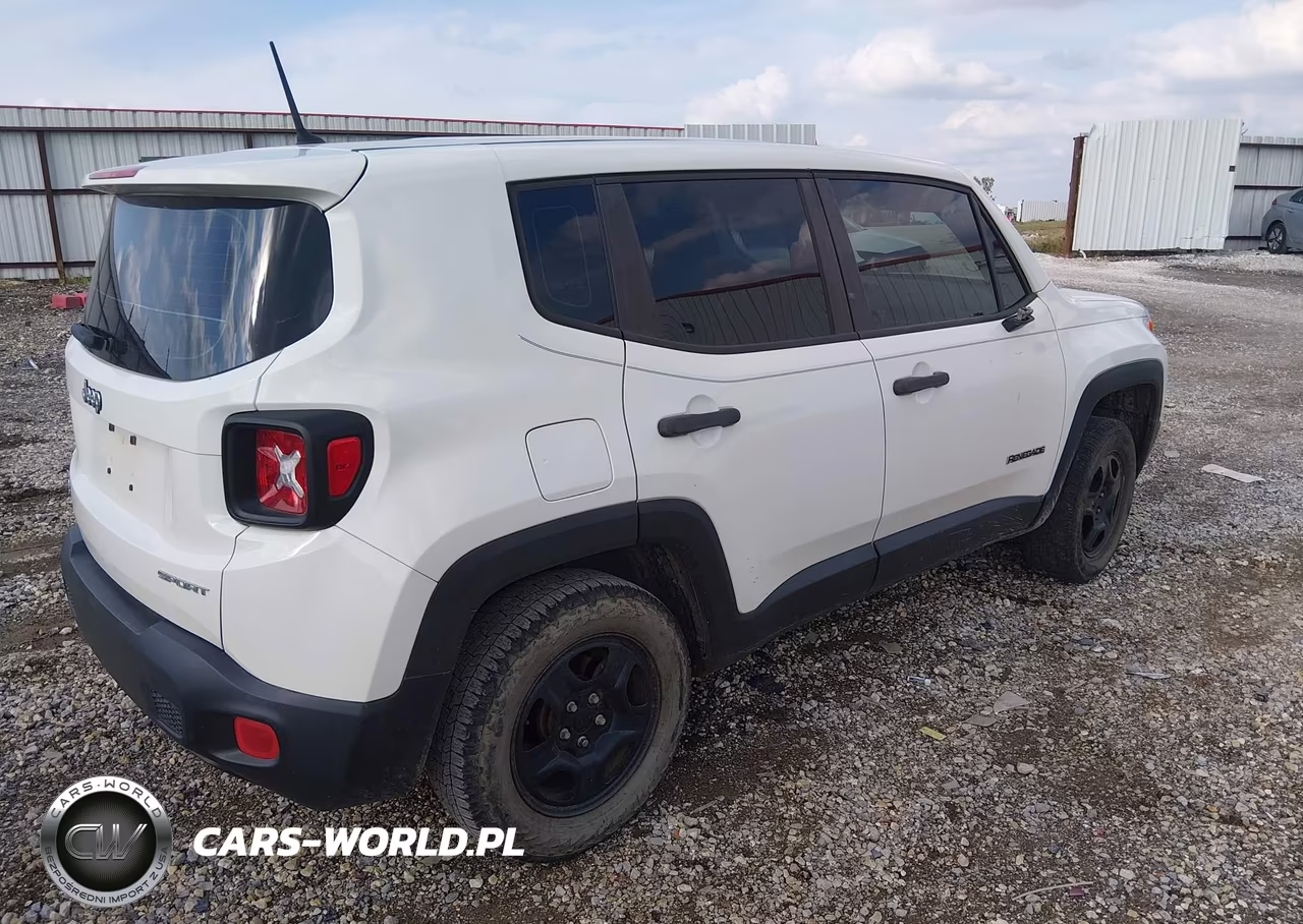 2016 Jeep Renegade Sport VIN:ZACCJBAW6GPE18415 - 4