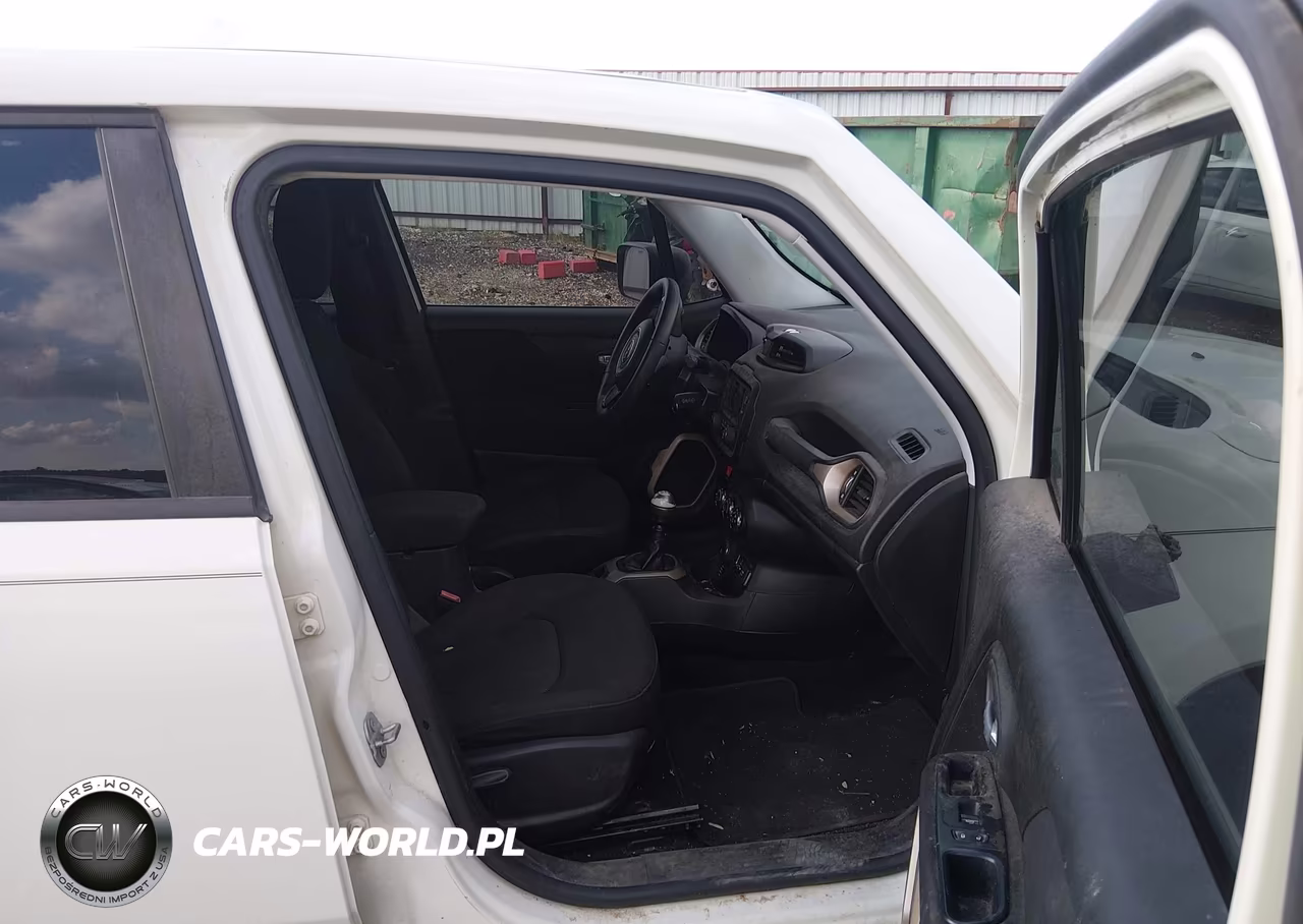 2016 Jeep Renegade Sport VIN:ZACCJBAW6GPE18415 - 5