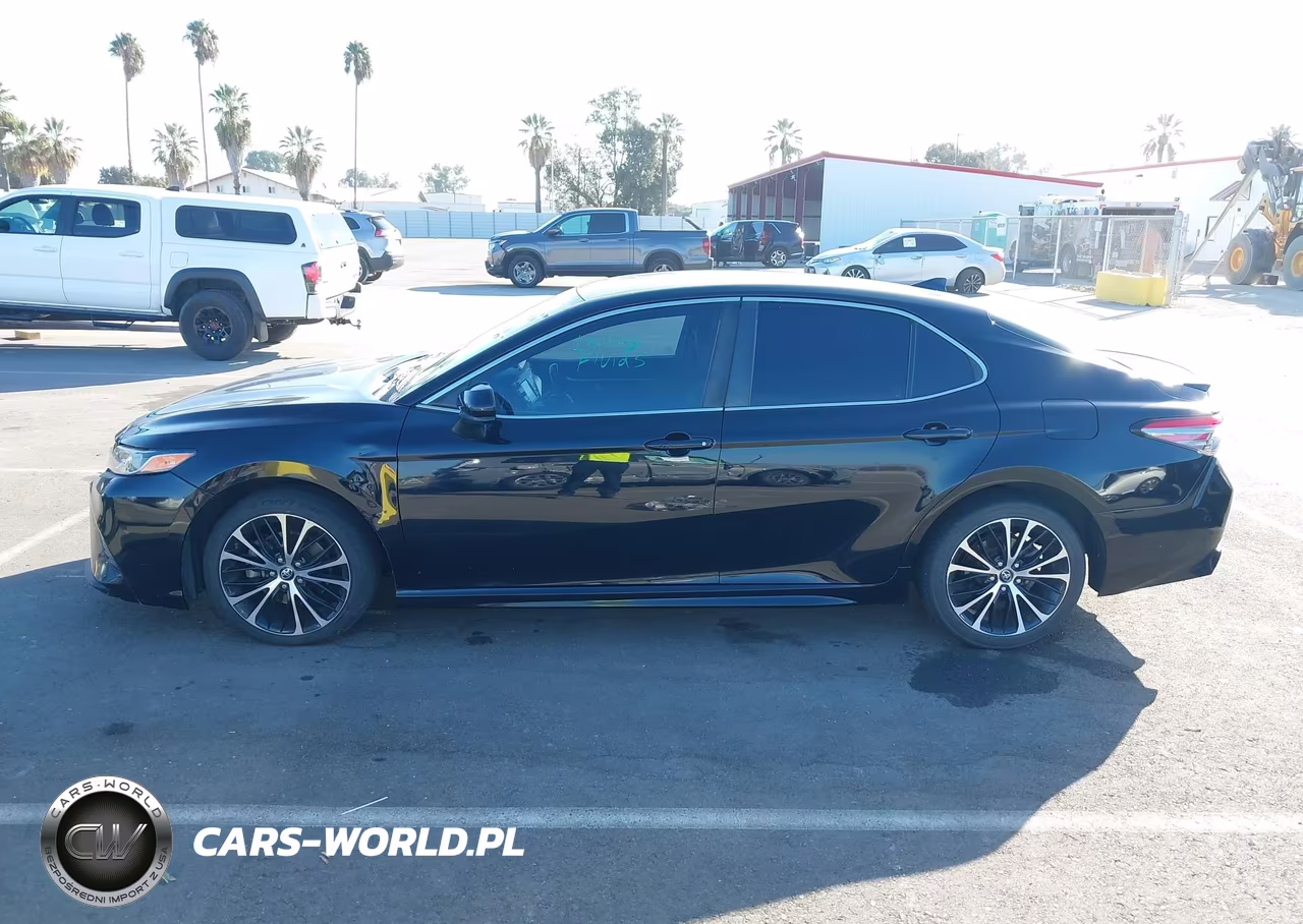 2019 Toyota Camry Se VIN:4T1B11HK2KU736303 - 14