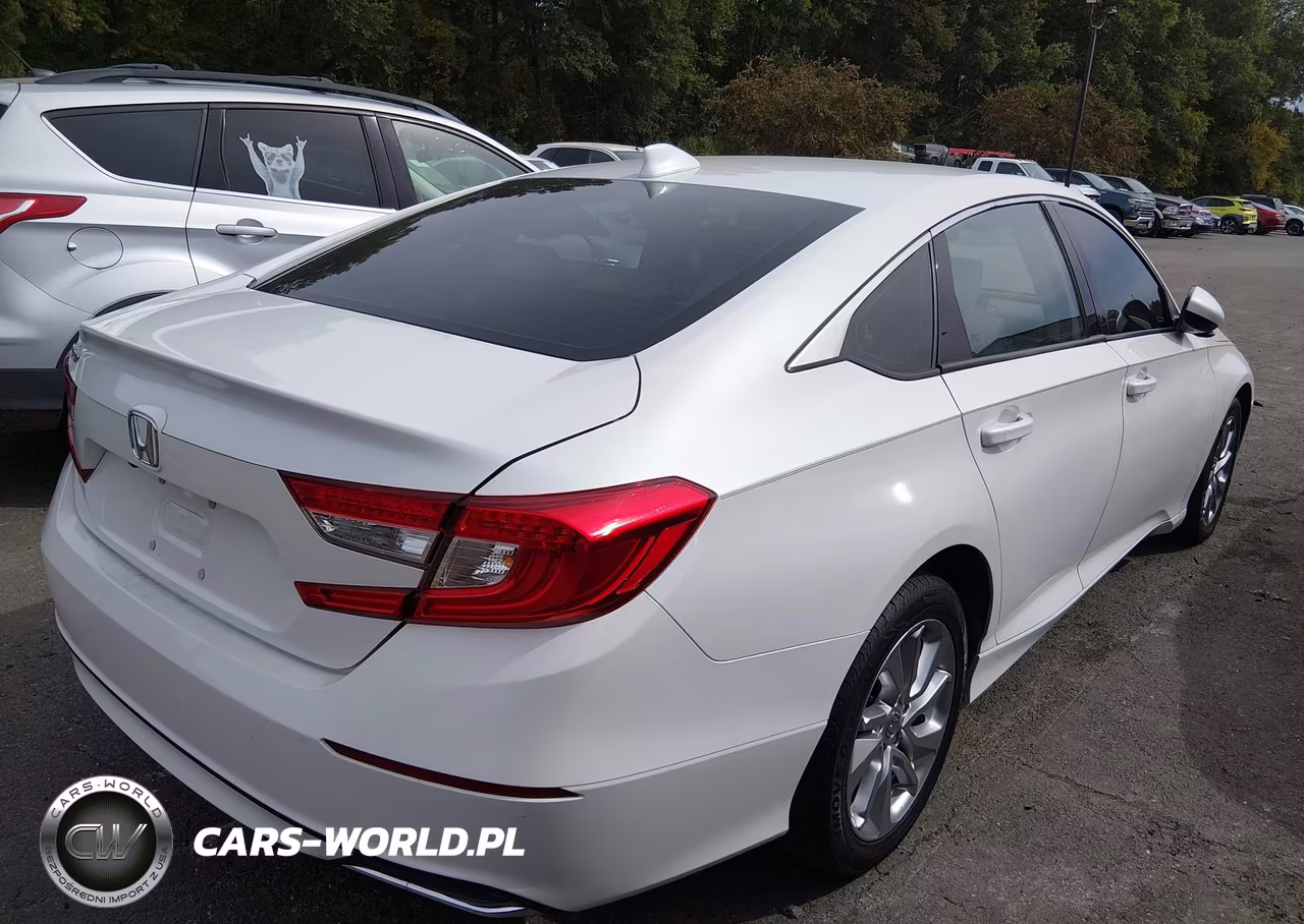 2019 Honda Accord Lx VIN:1HGCV1F17KA073367 - 4