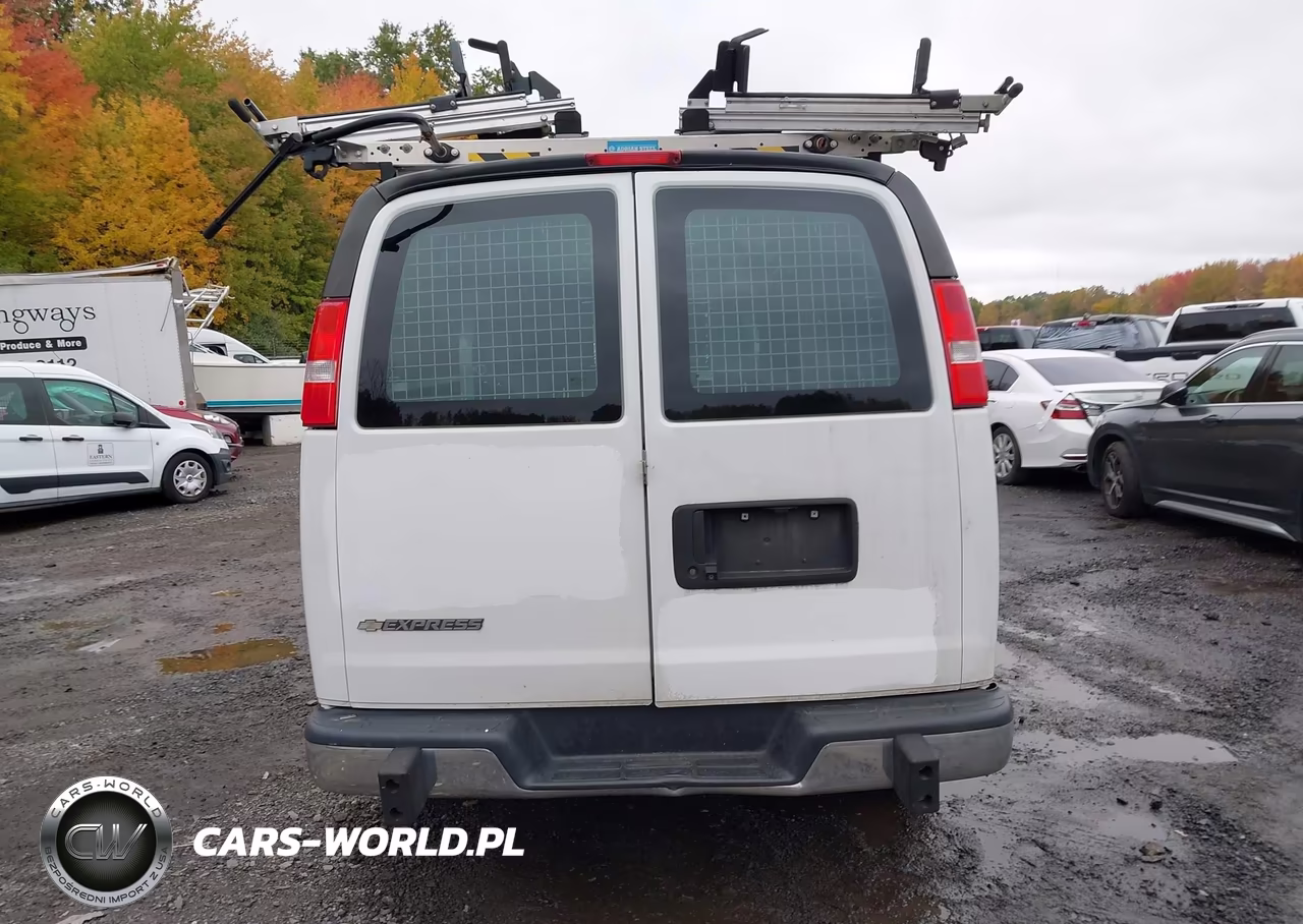 2019 Chevrolet Express 2500 Work Van VIN:1GCWGAFG3K1365544 - 16