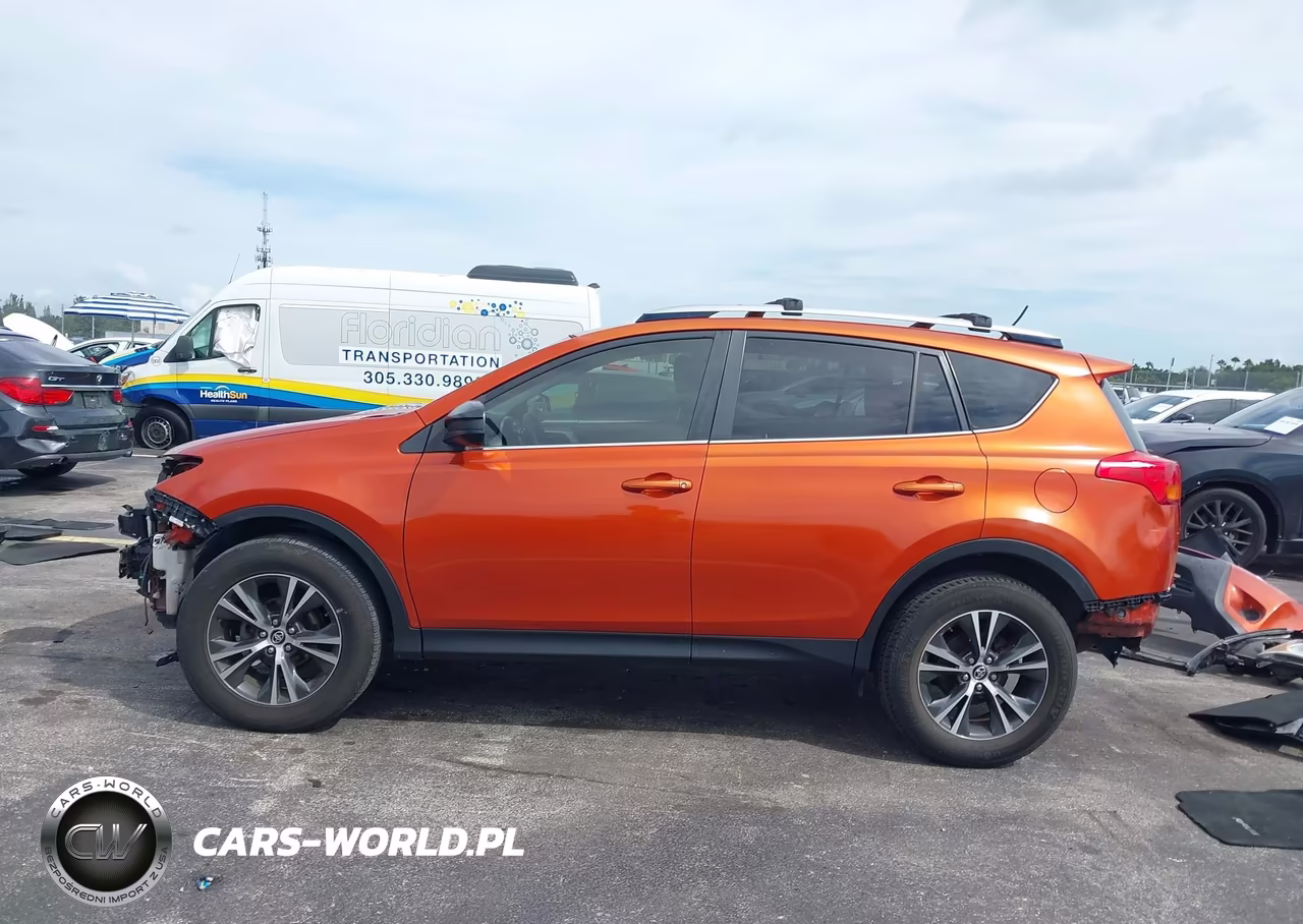 2015 Toyota Rav4 Le VIN:JTMZFREV3FJ053423 - 15
