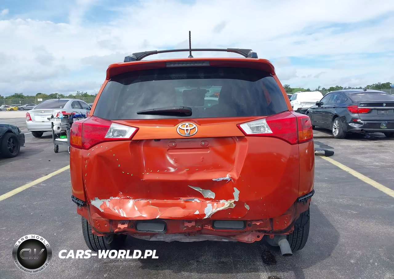 2015 Toyota Rav4 Le VIN:JTMZFREV3FJ053423 - 17