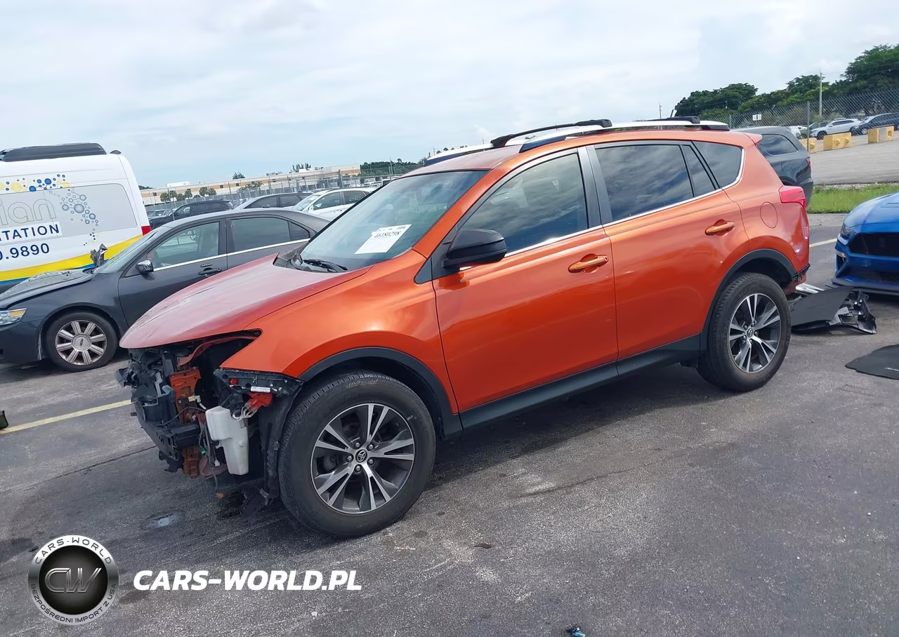 2015 Toyota Rav4 Le VIN:JTMZFREV3FJ053423 - 2