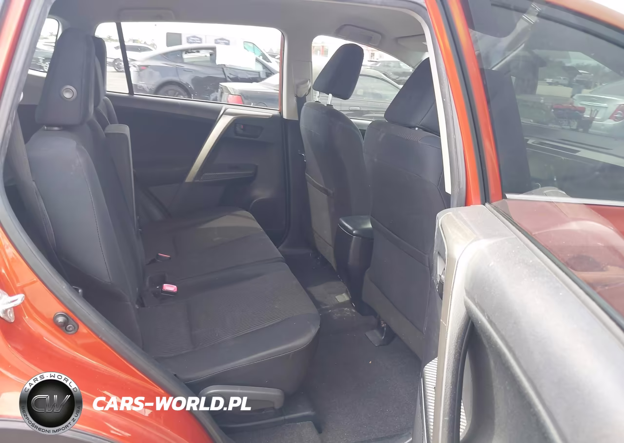 2015 Toyota Rav4 Le VIN:JTMZFREV3FJ053423 - 8