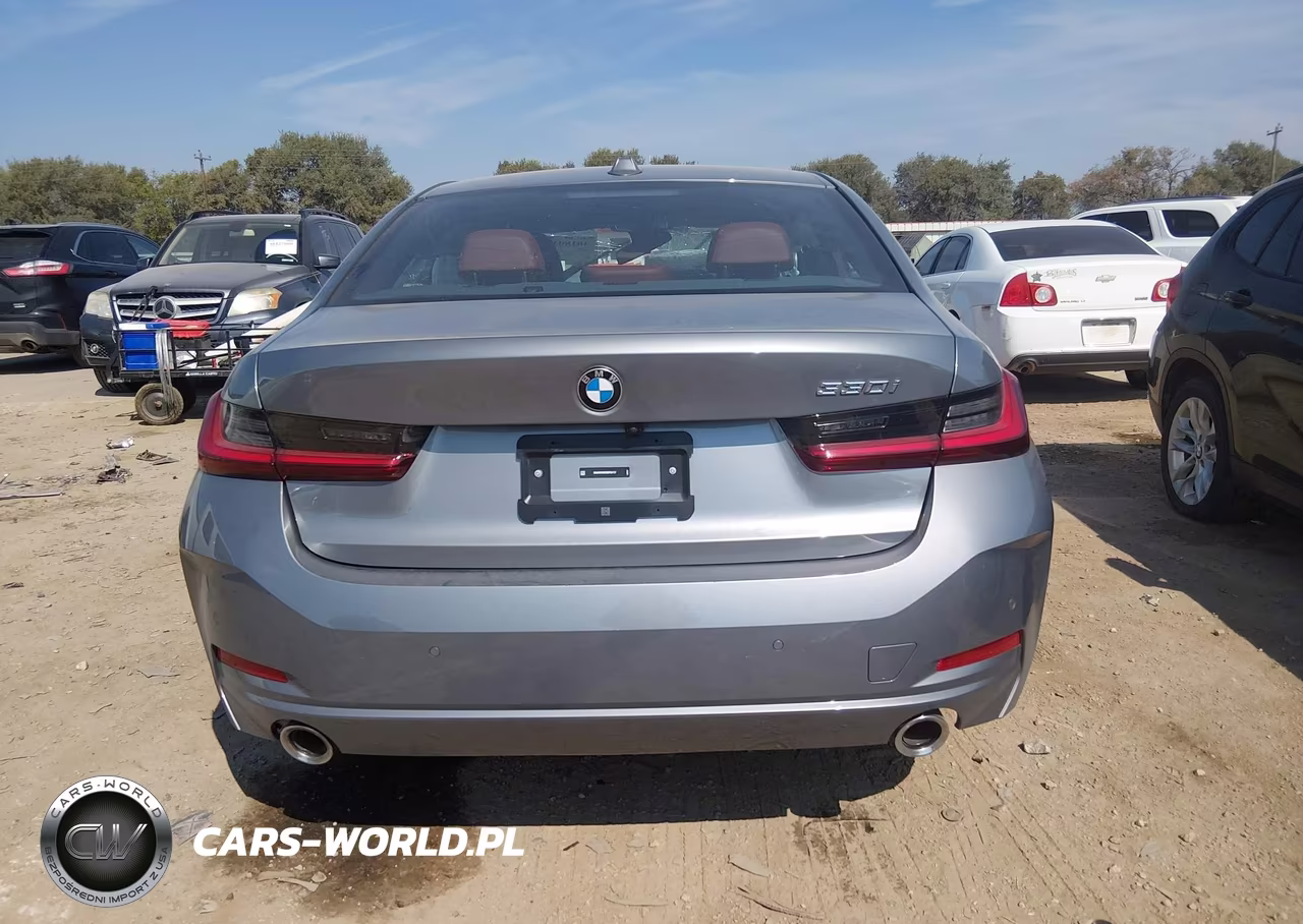 2025 BMW 330I VIN:3MW69CW03S8F63137 - 16