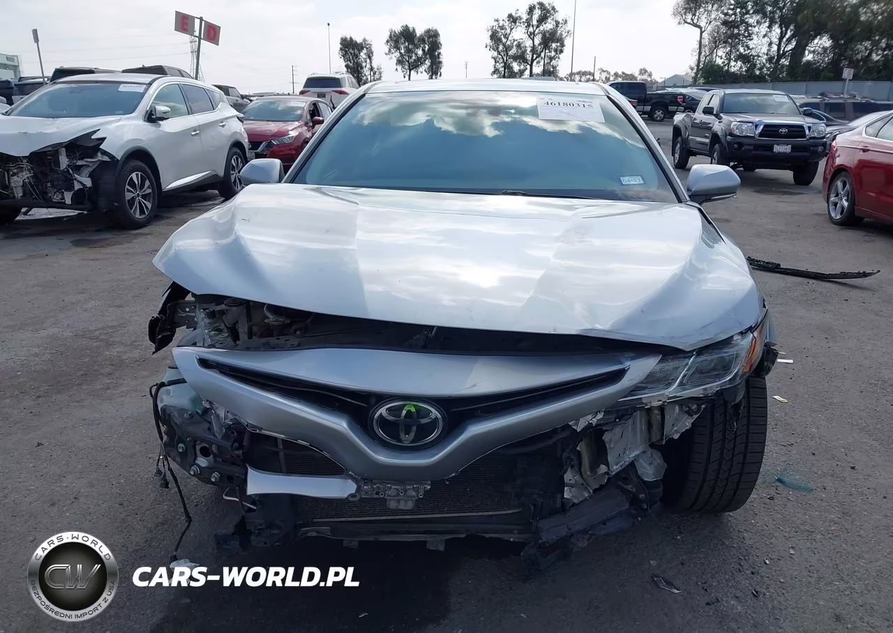 2018 Toyota Camry Se VIN:4T1B11HK3JU063732 - 12