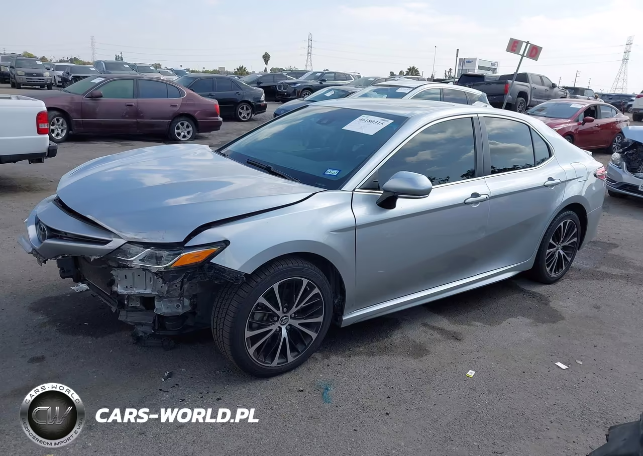 2018 Toyota Camry Se VIN:4T1B11HK3JU063732 - 2