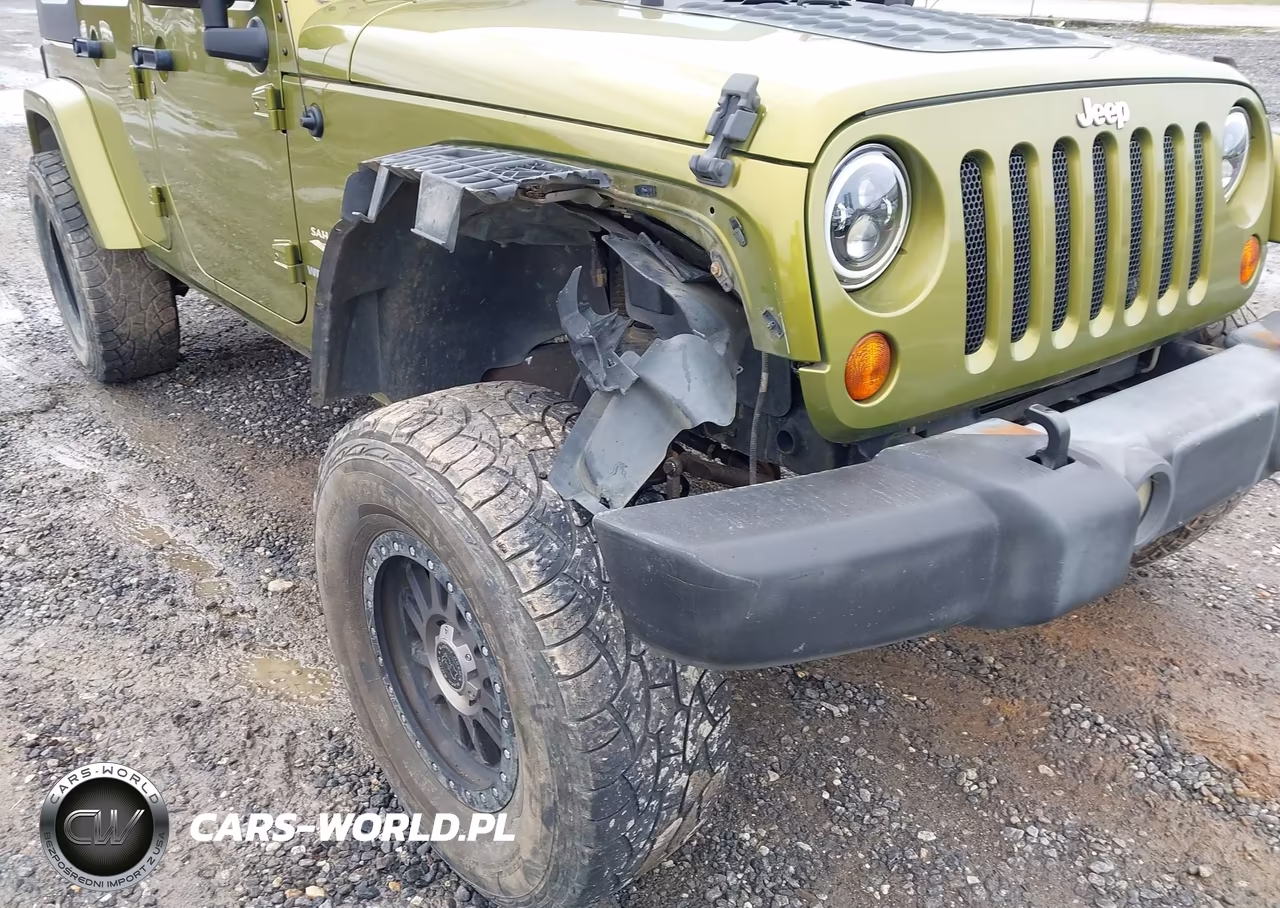 2007 Jeep Wrangler Unlimited Sahara VIN:1J4GA591X7L159566 - 6