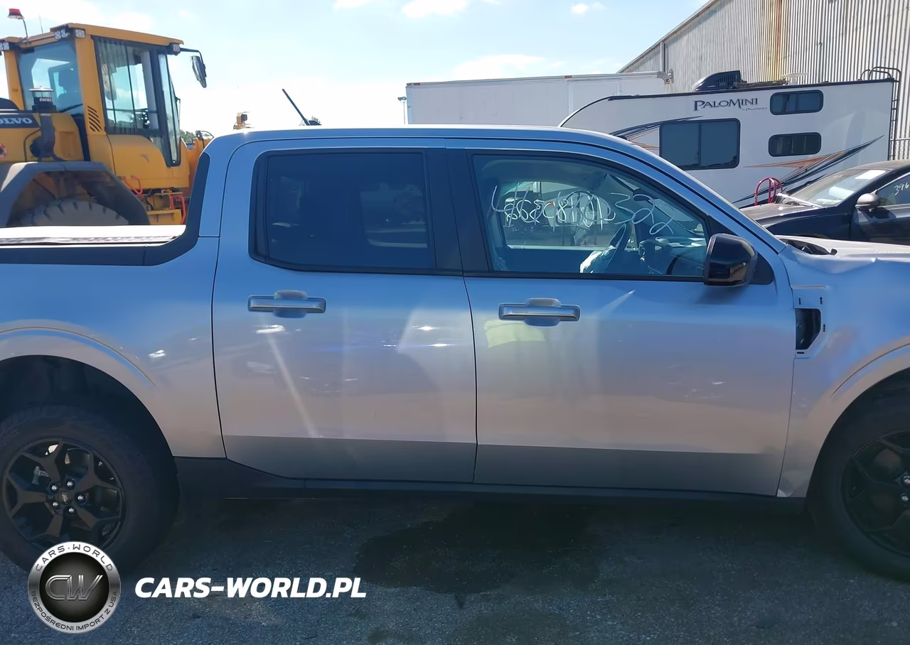 2024 Ford Maverick Lariat VIN:3FTTW8S91RRB35880 - 13
