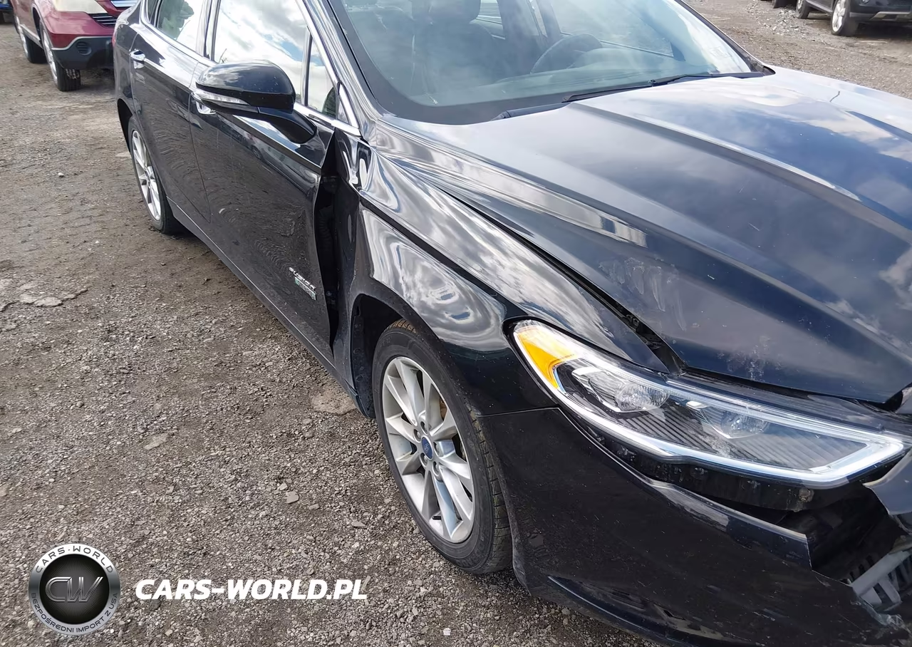 2018 Ford Fusion Energi Se Luxury VIN:3FA6P0PU7JR237557 - 19
