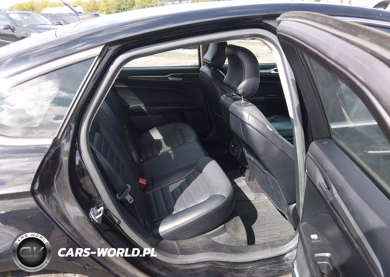 2018 Ford Fusion Energi Se Luxury VIN:3FA6P0PU7JR237557 - 8