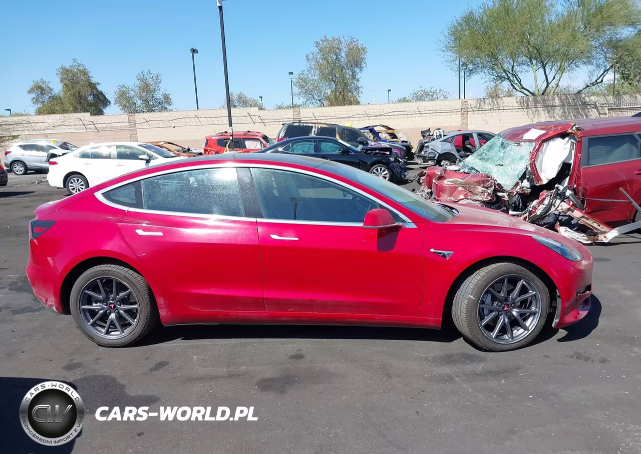 2018 Tesla Model 3 Long Range-Performance VIN:5YJ3E1EB9JF104715 - 14