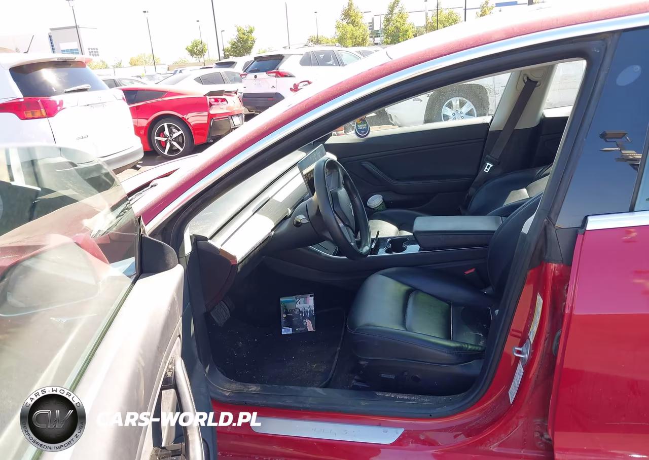 2018 Tesla Model 3 Long Range-Performance VIN:5YJ3E1EB9JF104715 - 5