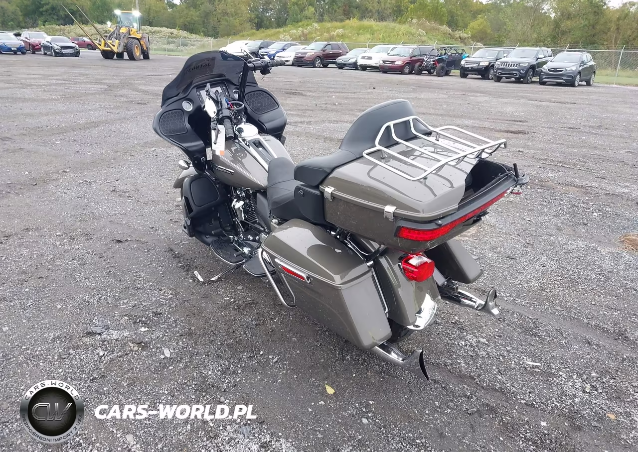2018 Harley-Davidson Fltru VIN:1HD1KGD15JB650554 - 3