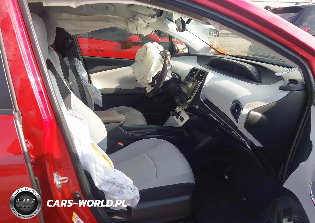 2018 Toyota Prius Two VIN:JTDKBRFU9J3596260 - 5