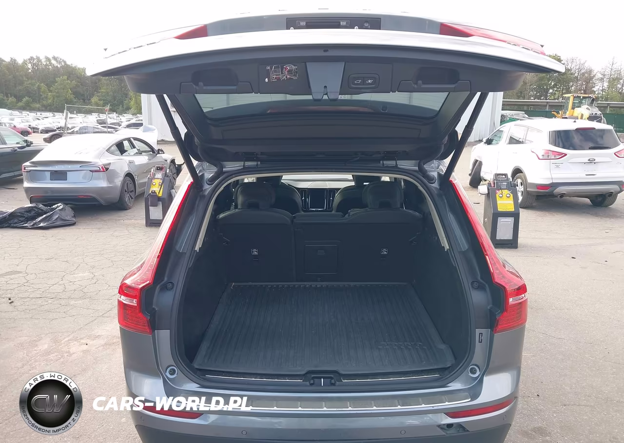 2021 Volvo Xc60 Momentum VIN:YV4102RK7M1813529 - 18