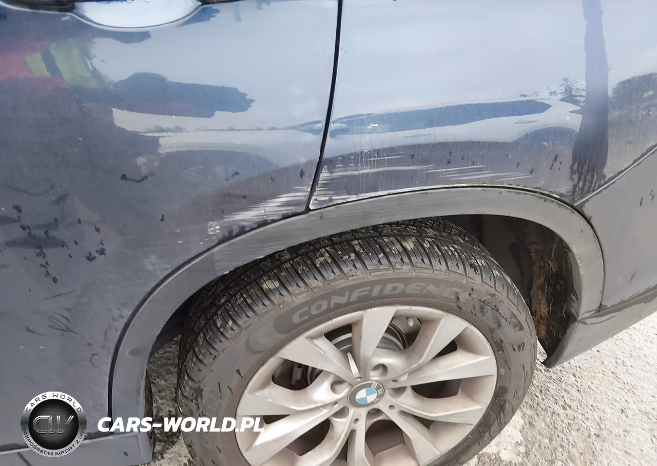 2013 BMW X1 xDrive28I VIN:WBAVL1C50DVR85500 - 6