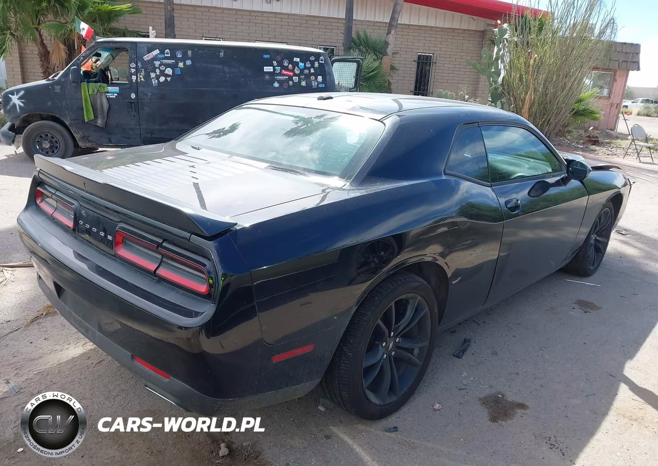 2017 Dodge Challenger Sxt VIN:2C3CDZAG8HH604246 - 4