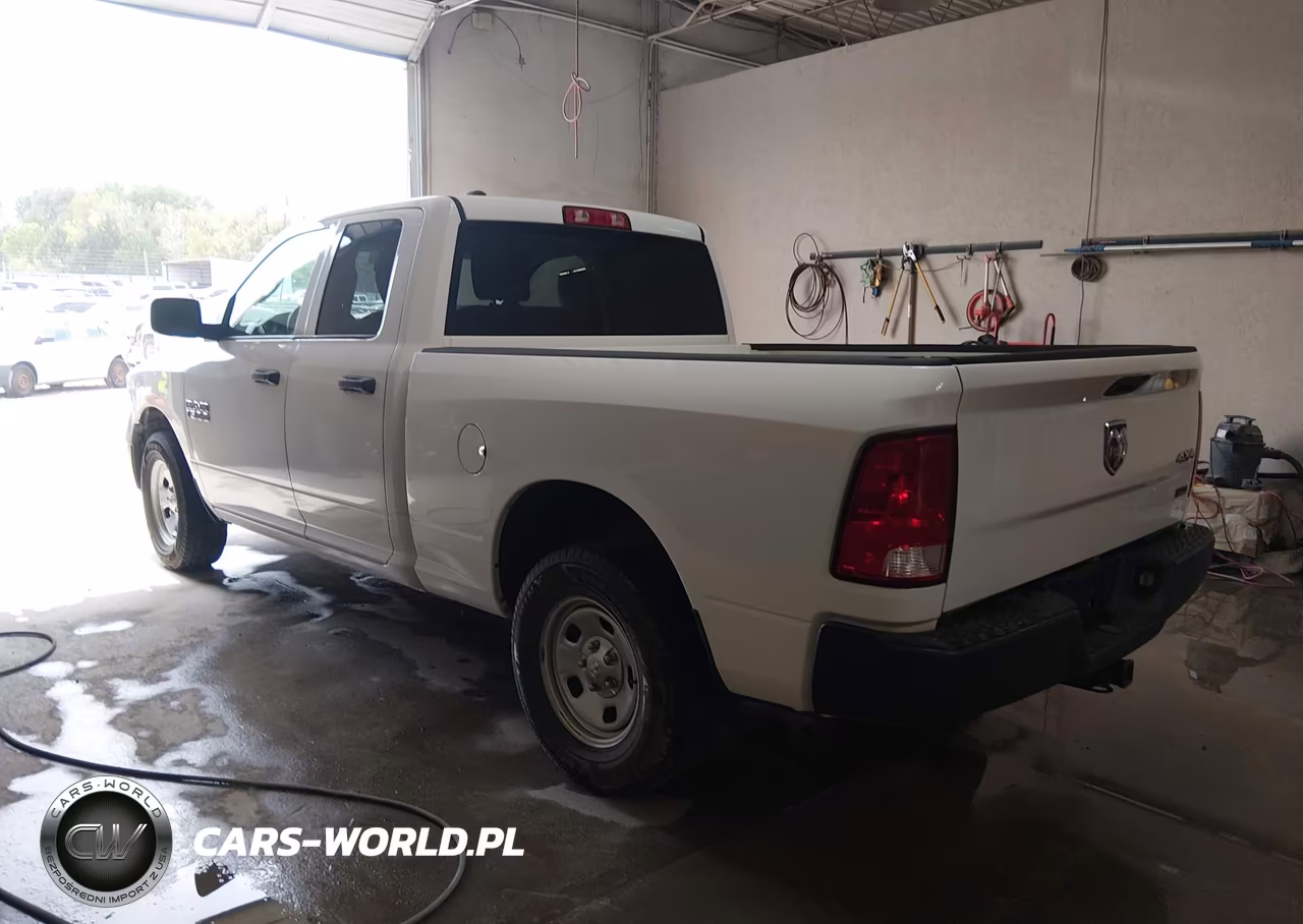 2017 Ram 1500 Tradesman 4X4 6'4 Box VIN:1C6RR7FG0HS616492 - 3