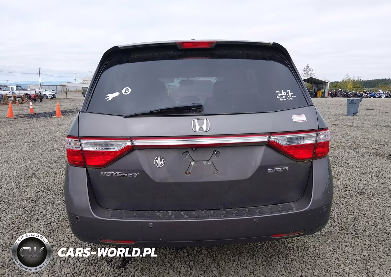 2013 Honda Odyssey Touring-Touring Elite VIN:5FNRL5H94DB084670 - 16