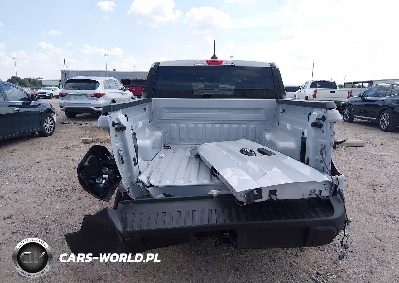2025 Ford Maverick Xlt VIN:3FTTW8JA6SRA07569 - 17