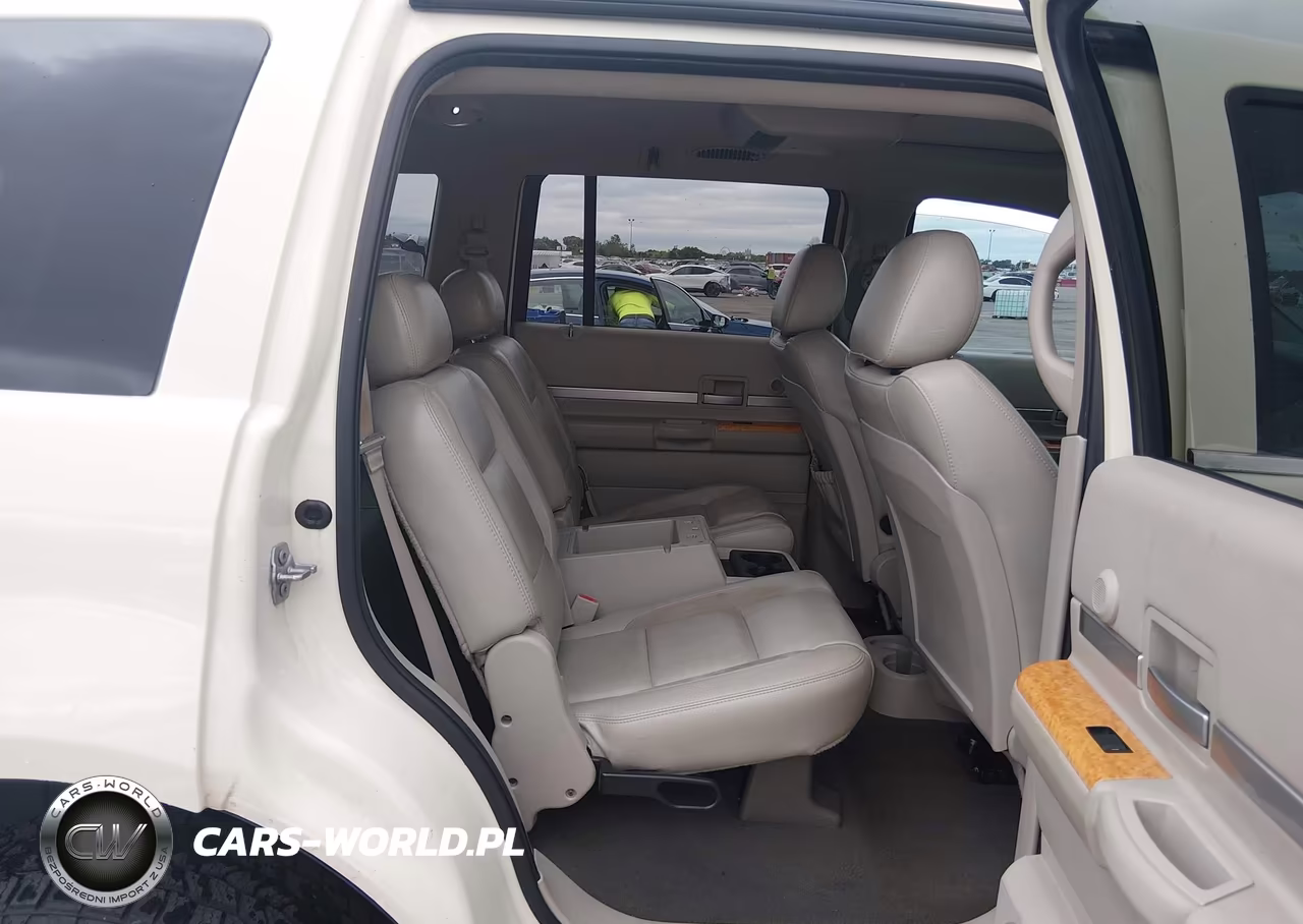 2008 Chrysler Aspen Limited VIN:1A8HW58288F124202 - 8