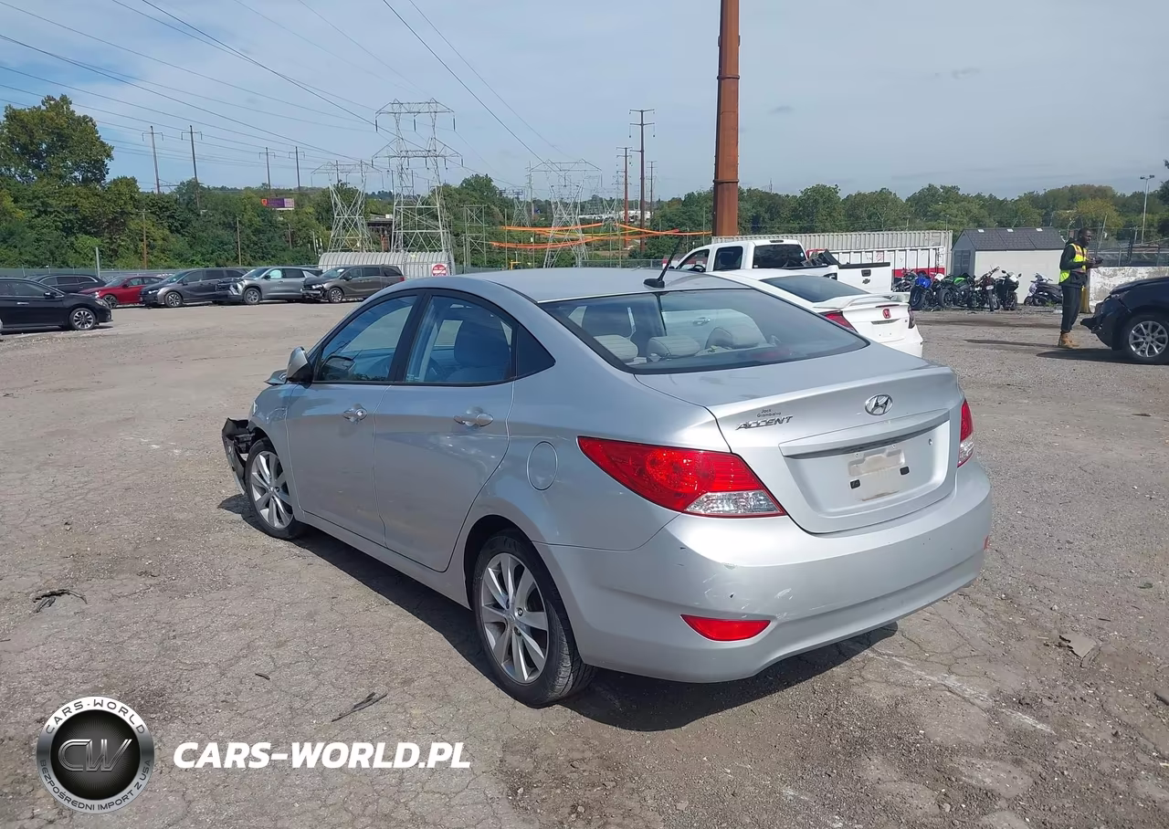 2014 Hyundai Accent Gls VIN:KMHCU4AE1EU588912 - 3
