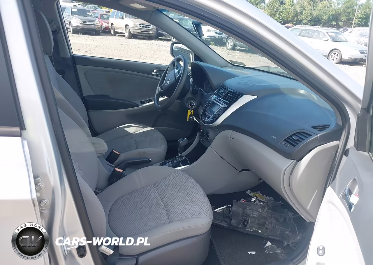 2014 Hyundai Accent Gls VIN:KMHCU4AE1EU588912 - 5