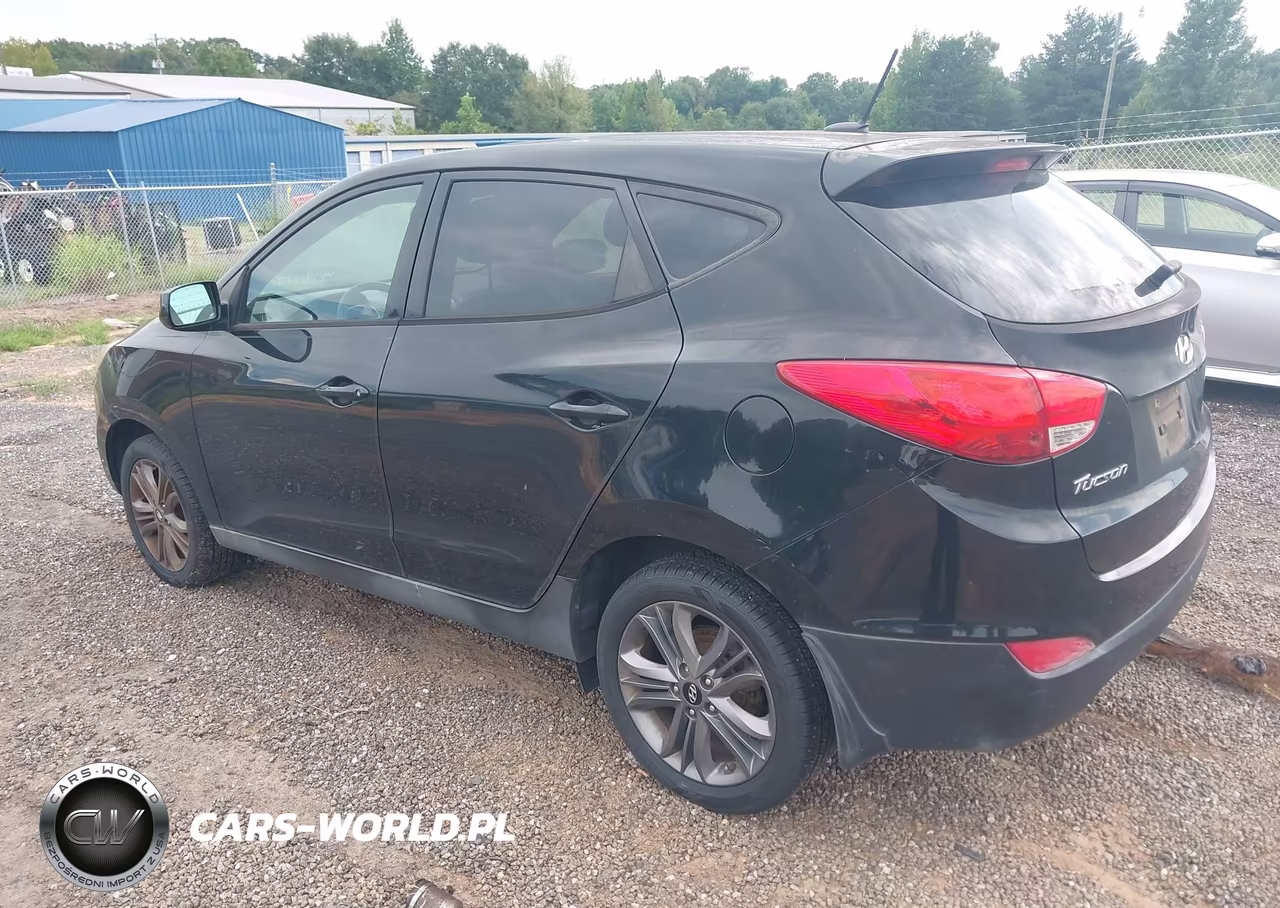 2015 Hyundai Tucson Gls VIN:KM8JT3AF0FU106042 - 3