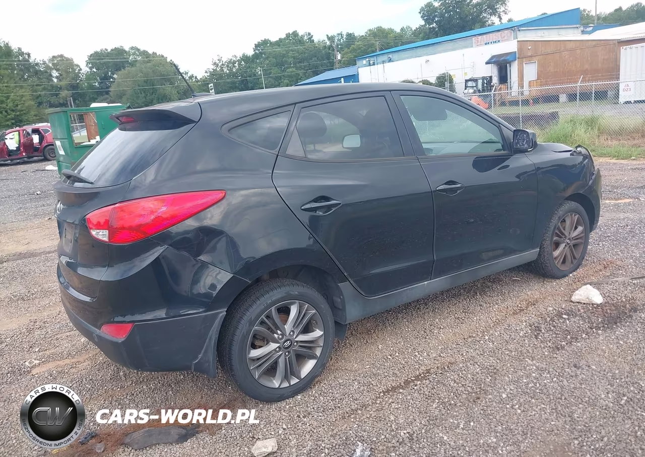 2015 Hyundai Tucson Gls VIN:KM8JT3AF0FU106042 - 4