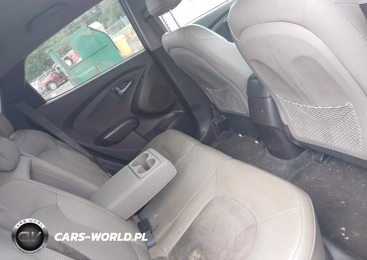2015 Hyundai Tucson Gls VIN:KM8JT3AF0FU106042 - 8