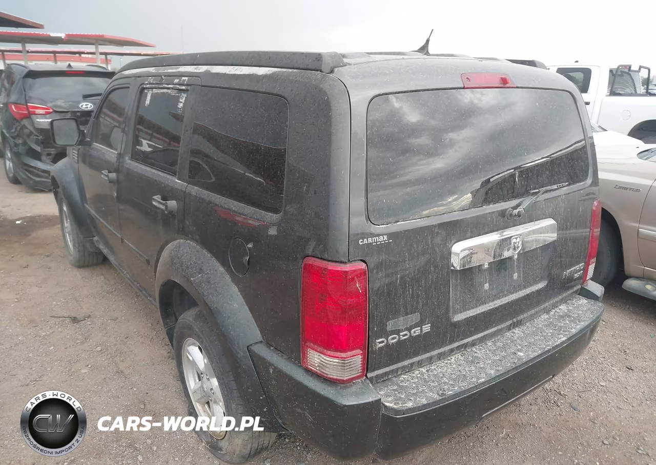2011 Dodge Nitro Sxt VIN:1D4PT5GK7BW573975 - 3