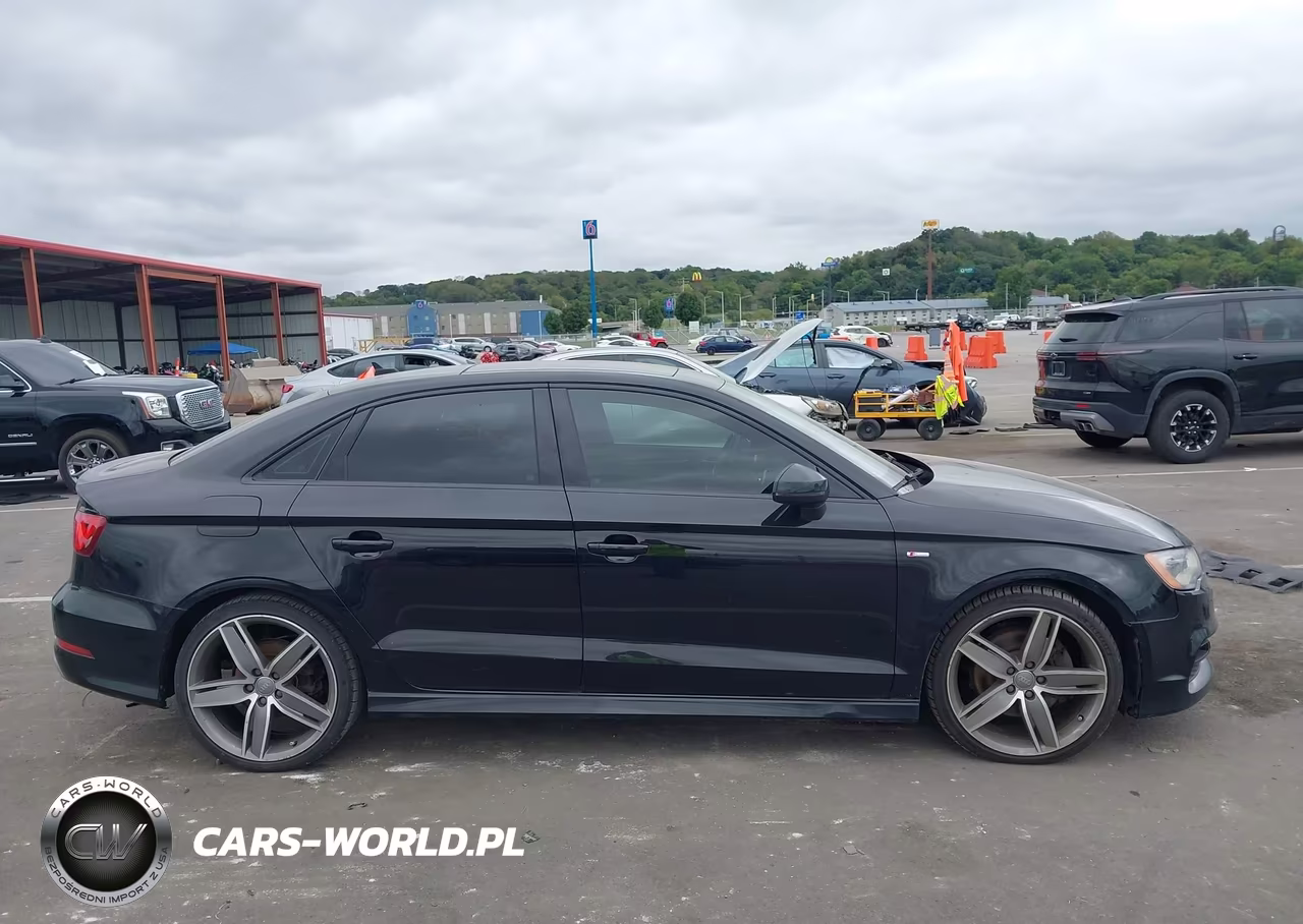 2016 Audi A3 2.0T Premium VIN:WAUB8GFF0G1109372 - 12