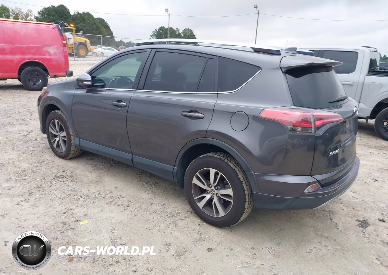 2017 Toyota Rav4 Xle VIN:JTMWFREV1HJ116203 - 3