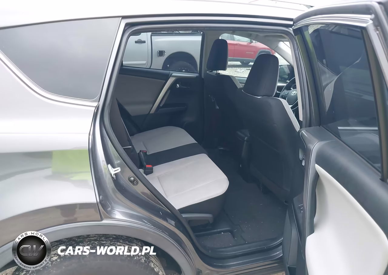 2017 Toyota Rav4 Xle VIN:JTMWFREV1HJ116203 - 8