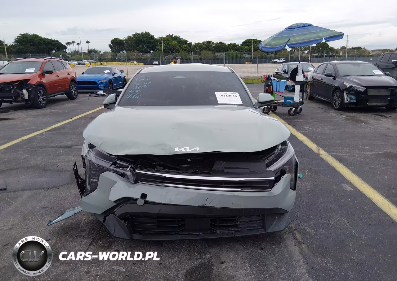 2026 Kia K4 Lxs VIN:3KPFT4DE8TE388430 - 13