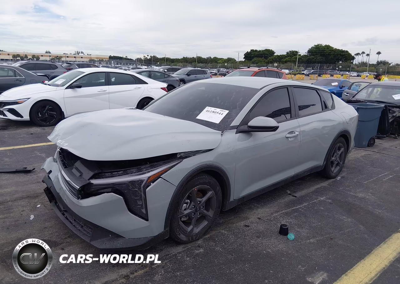 2026 Kia K4 Lxs VIN:3KPFT4DE8TE388430 - 2