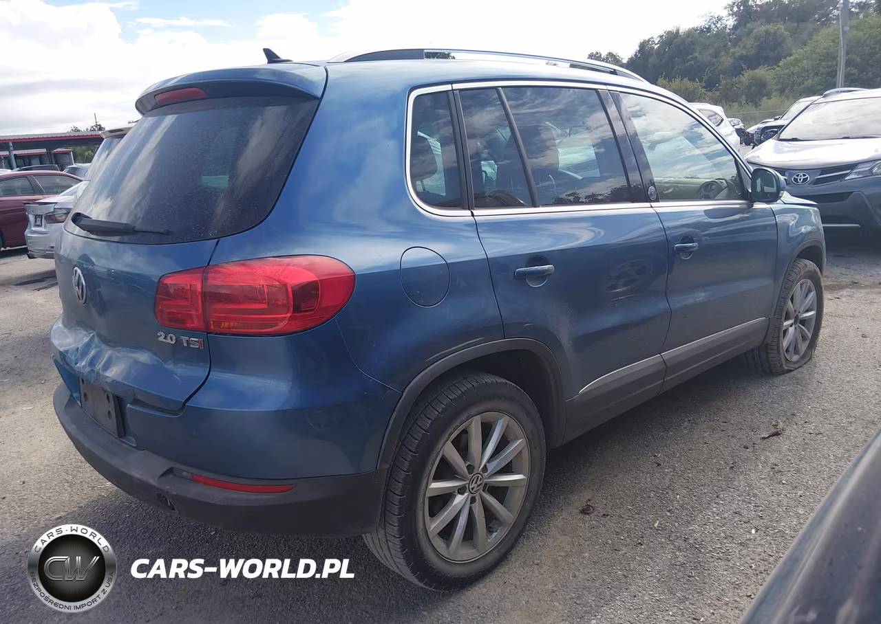 2017 Volkswagen Tiguan 2.0T Wolfsburg Edition VIN:WVGRV7AX5HW506196 - 4