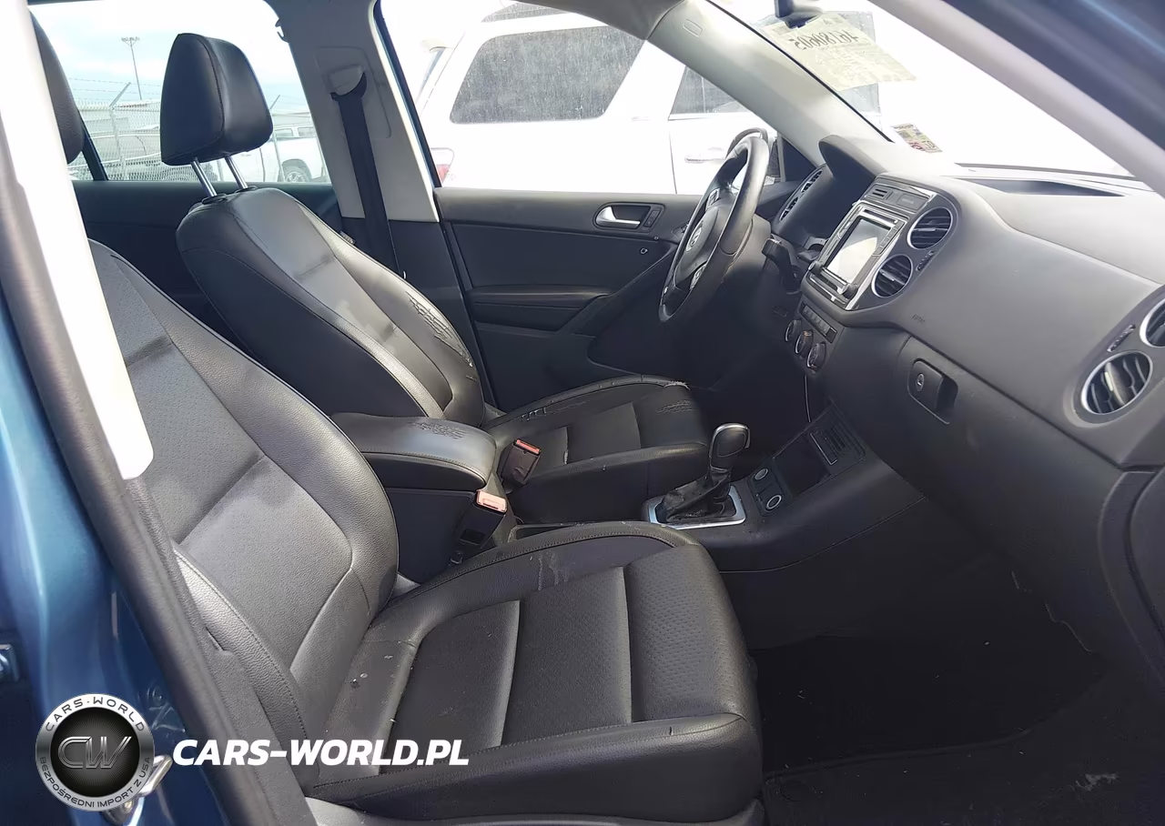 2017 Volkswagen Tiguan 2.0T Wolfsburg Edition VIN:WVGRV7AX5HW506196 - 5